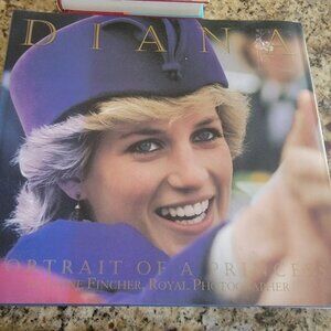 Diana: Portrait of a Princess - Hardcover By Fincher, Jayne - VERY GOOD